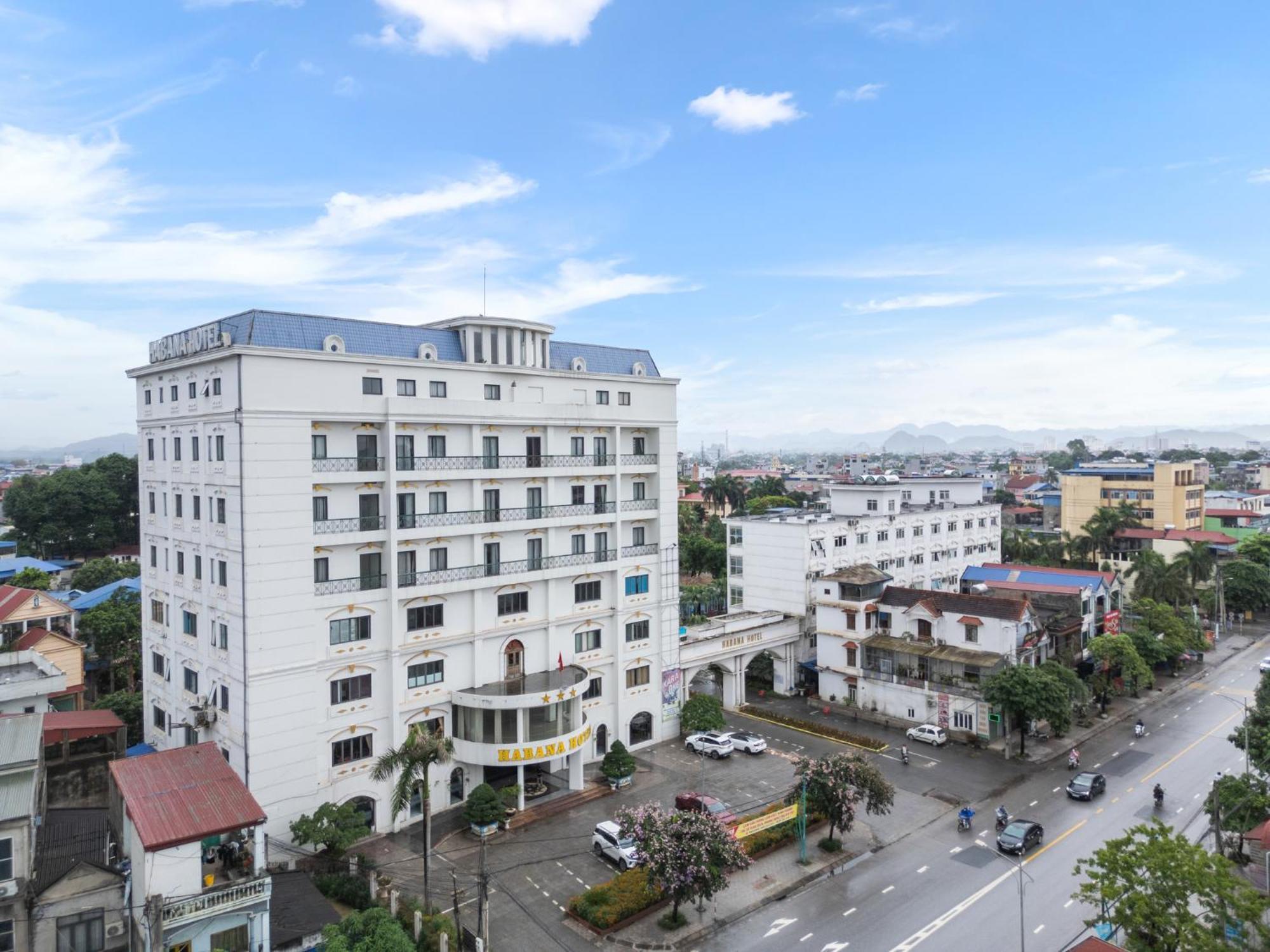Khach San Habana Hotel Thai Nguyen Exterior photo